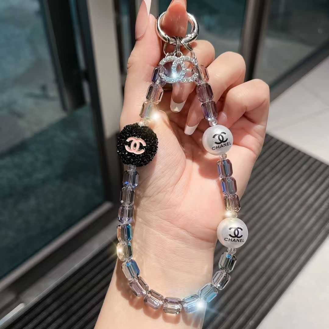 レザー チェーン激安通販ブランド