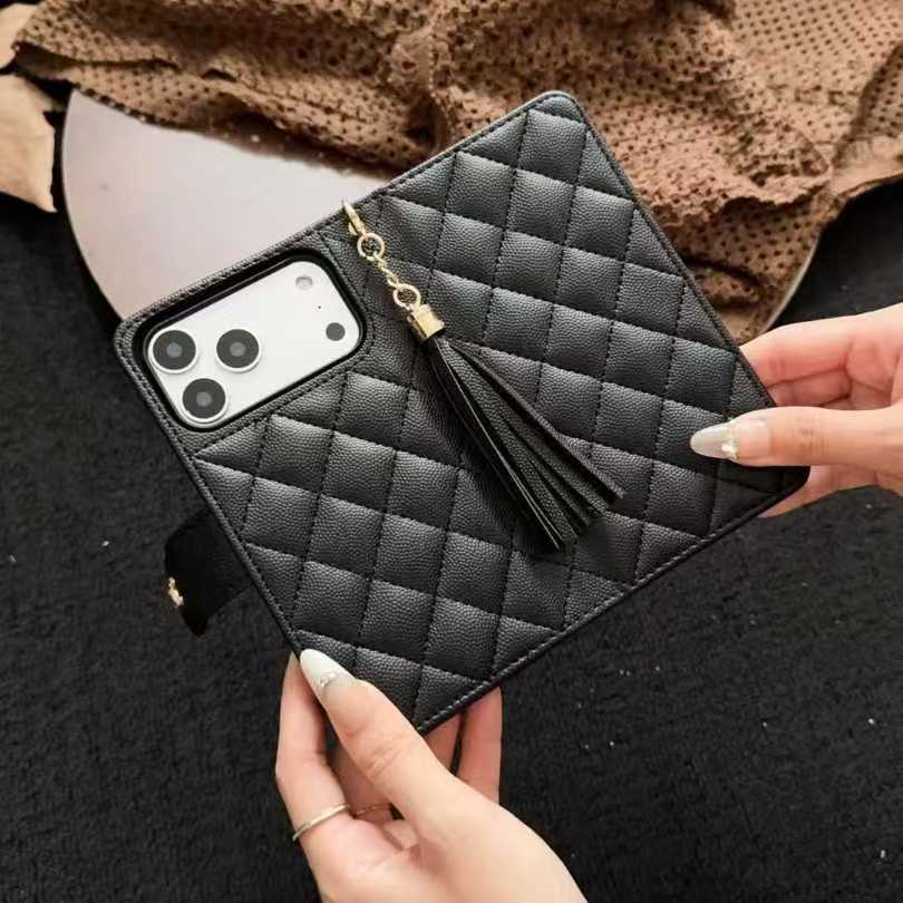 Chanel iphone 17 pro ケース パロディ