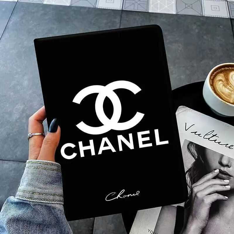 Chanel iPad air第7世代ケース
