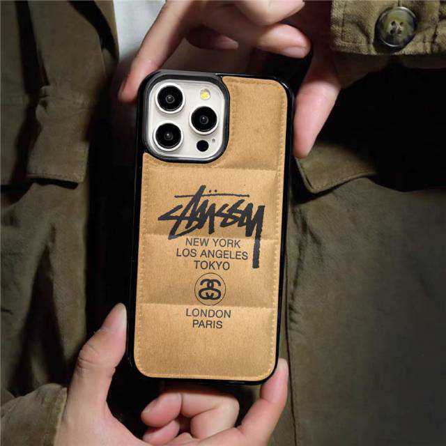 Stussy iphone 17 proケース機能的