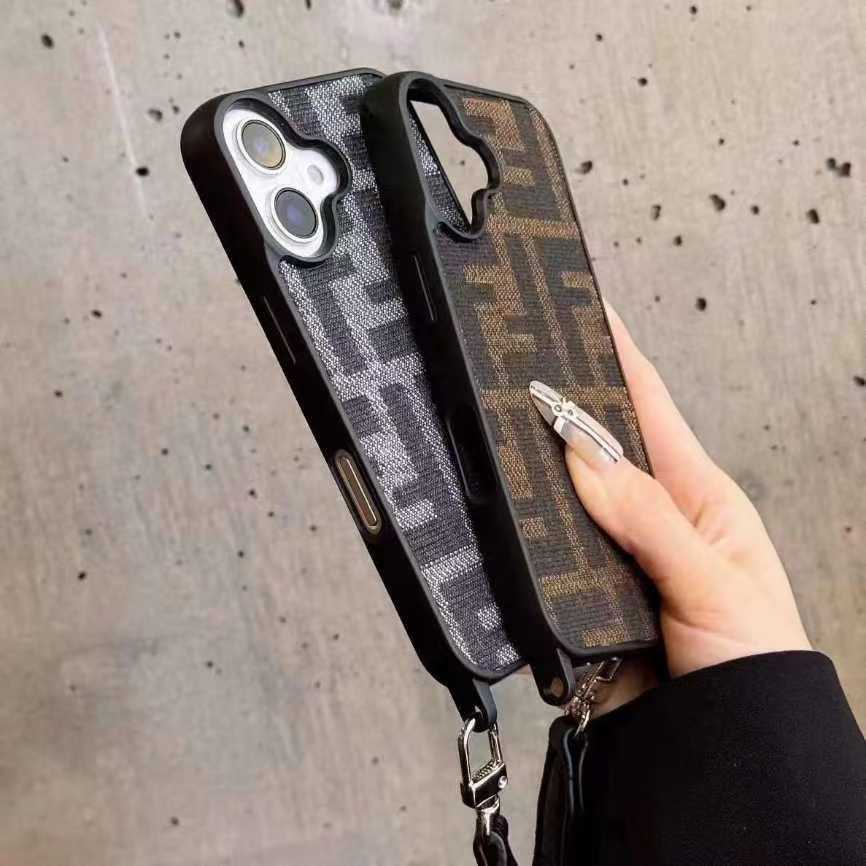 ホワイト iPhone17 Proケース