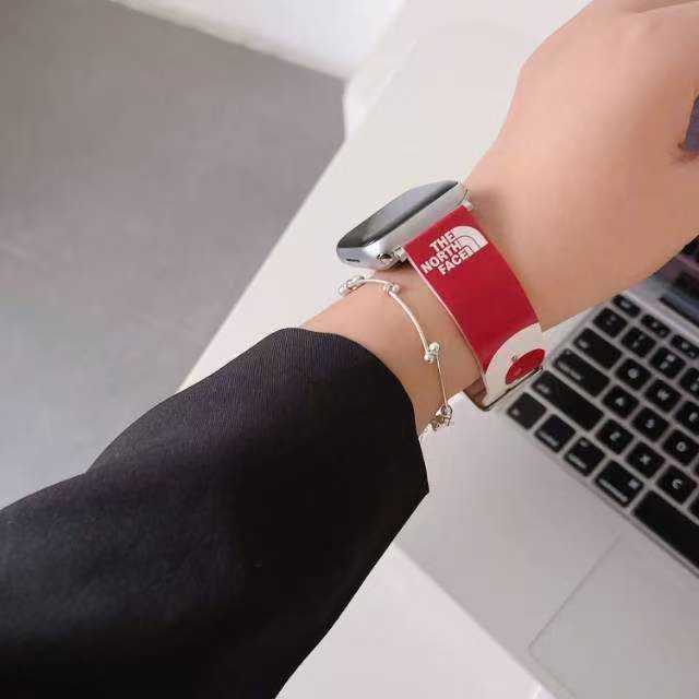 シュプリーム 腕時計 ノースフェイスベルト