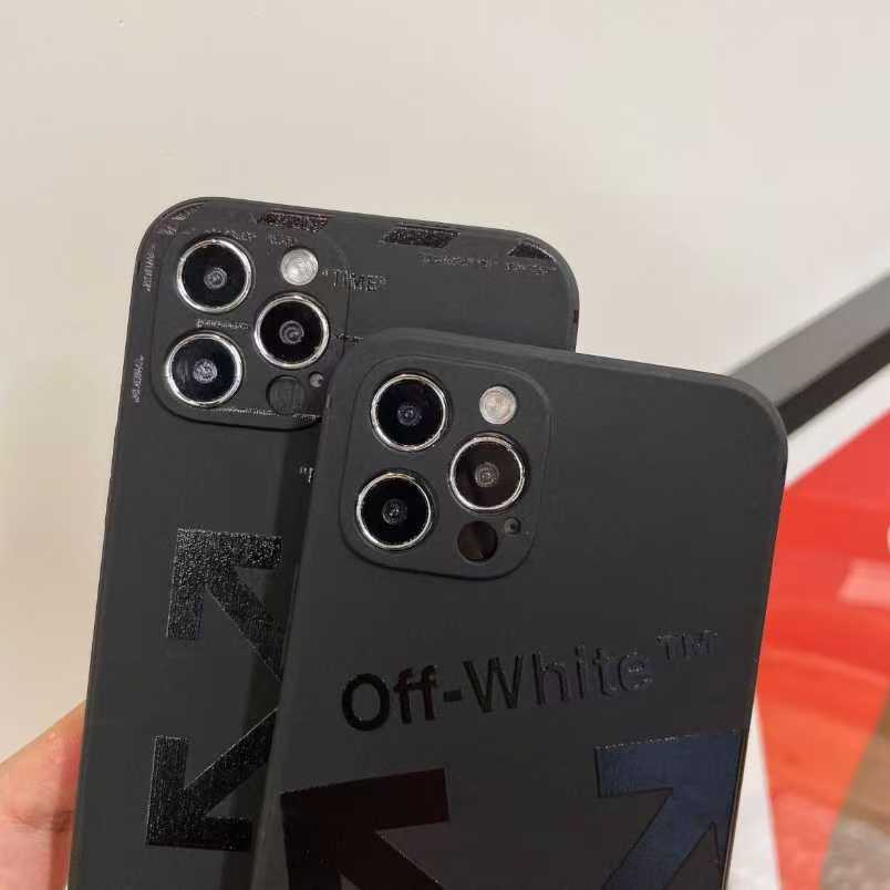 弾力性 Off White iPhone17 Proケース