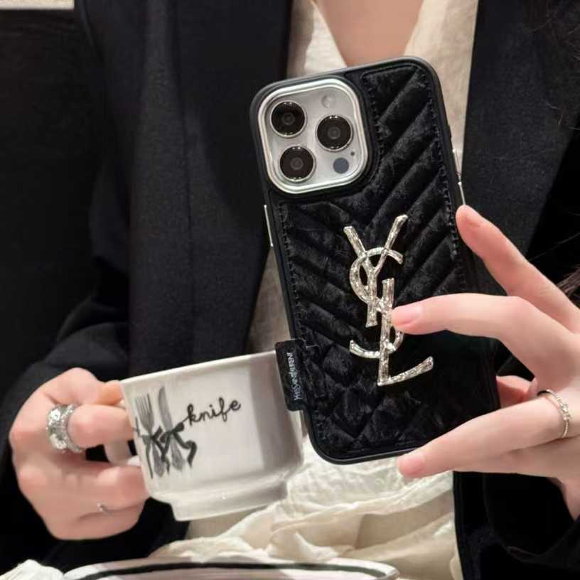 サンローランiphone 17 airース